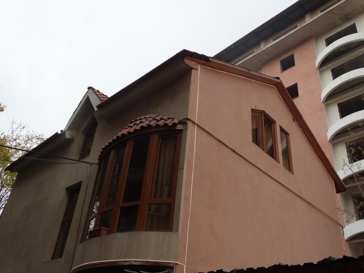 Destiny 1 Hostel Yerevan Exterior foto