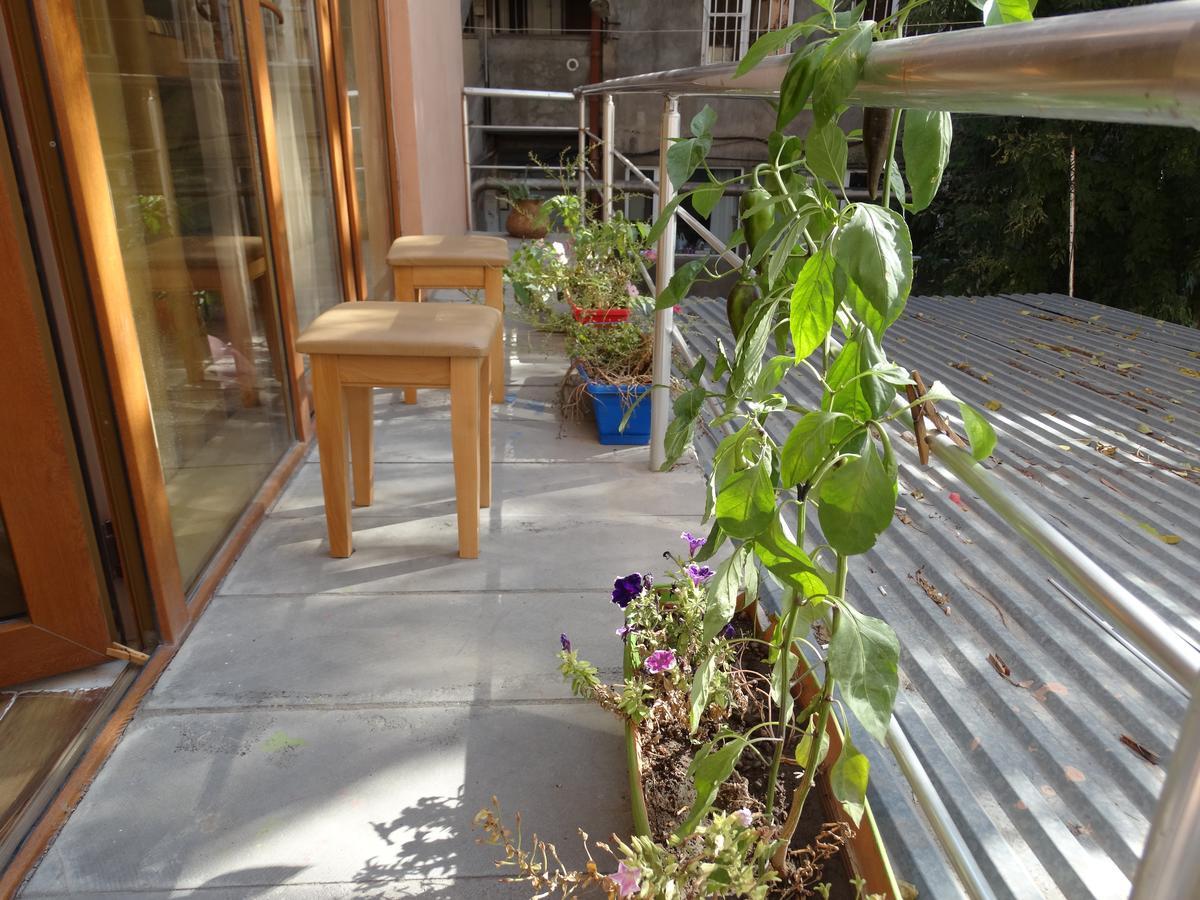 Destiny 1 Hostel Yerevan Exterior foto